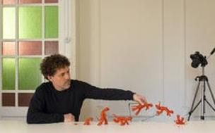 El realizador madrileño durante el rodaje en Soria de &#039;Muedra&#039;, que ha participado en la 64 Seminci