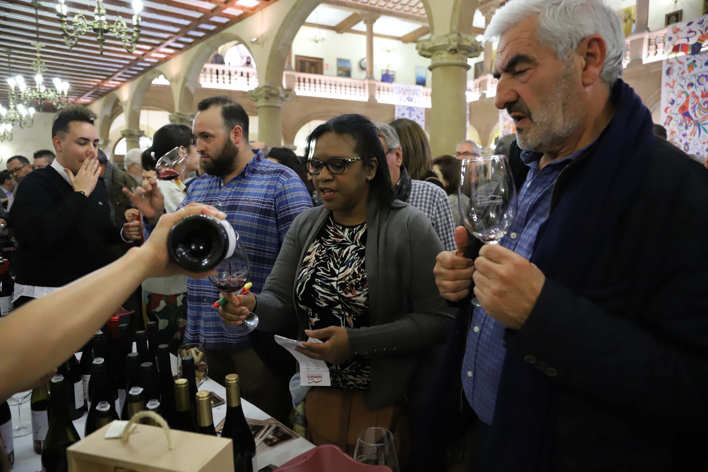 La gala de 2019 se celebró, un año más, en el incomparable marco del Casino de Salamanca, adornado para la ocasión con estandartes bordados con motivos serranos de Mogarraz y San Esteban de la Sierra
