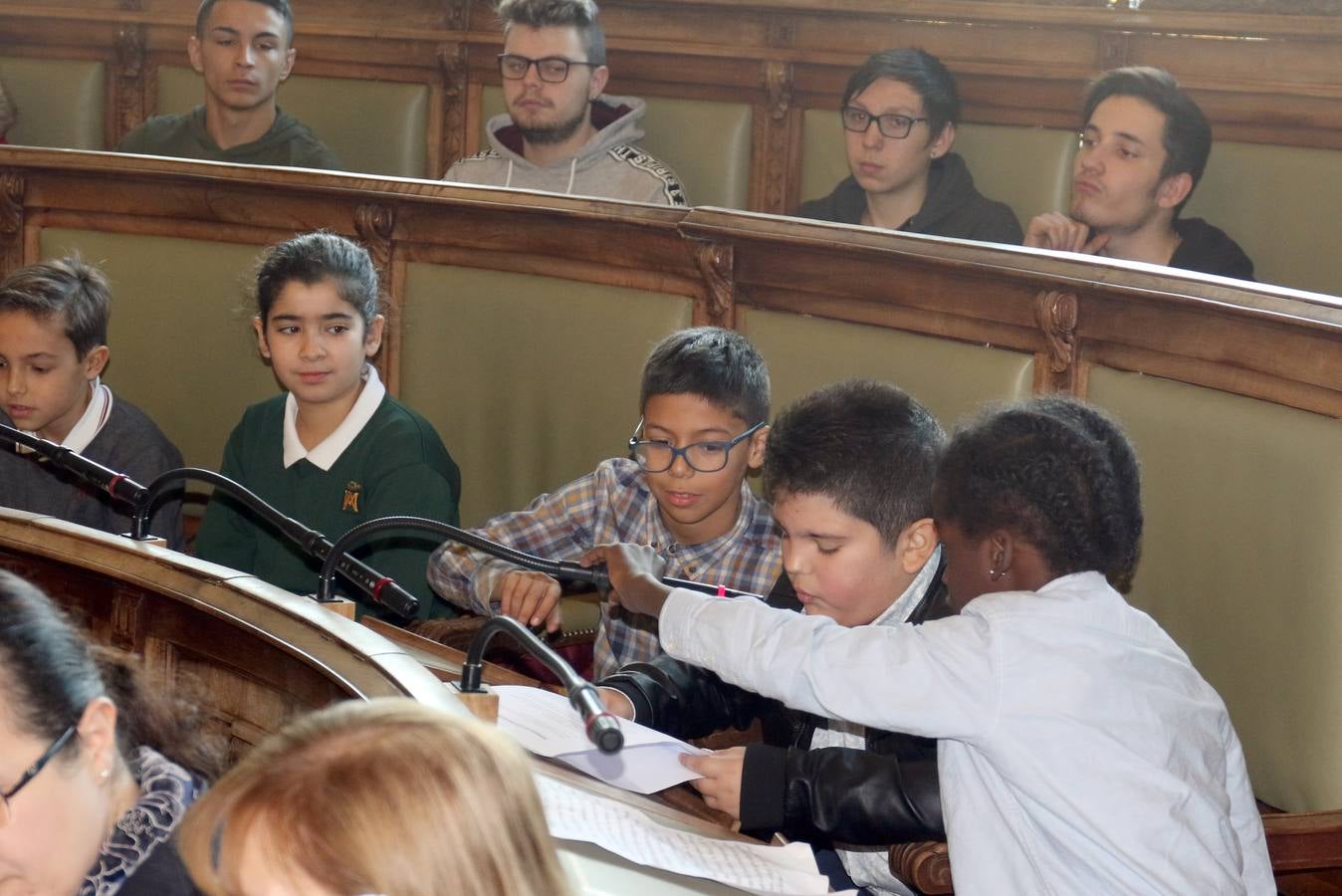 Fotos: Acto institucional del Día de la Constitución en el Ayuntamiento de Valladolid