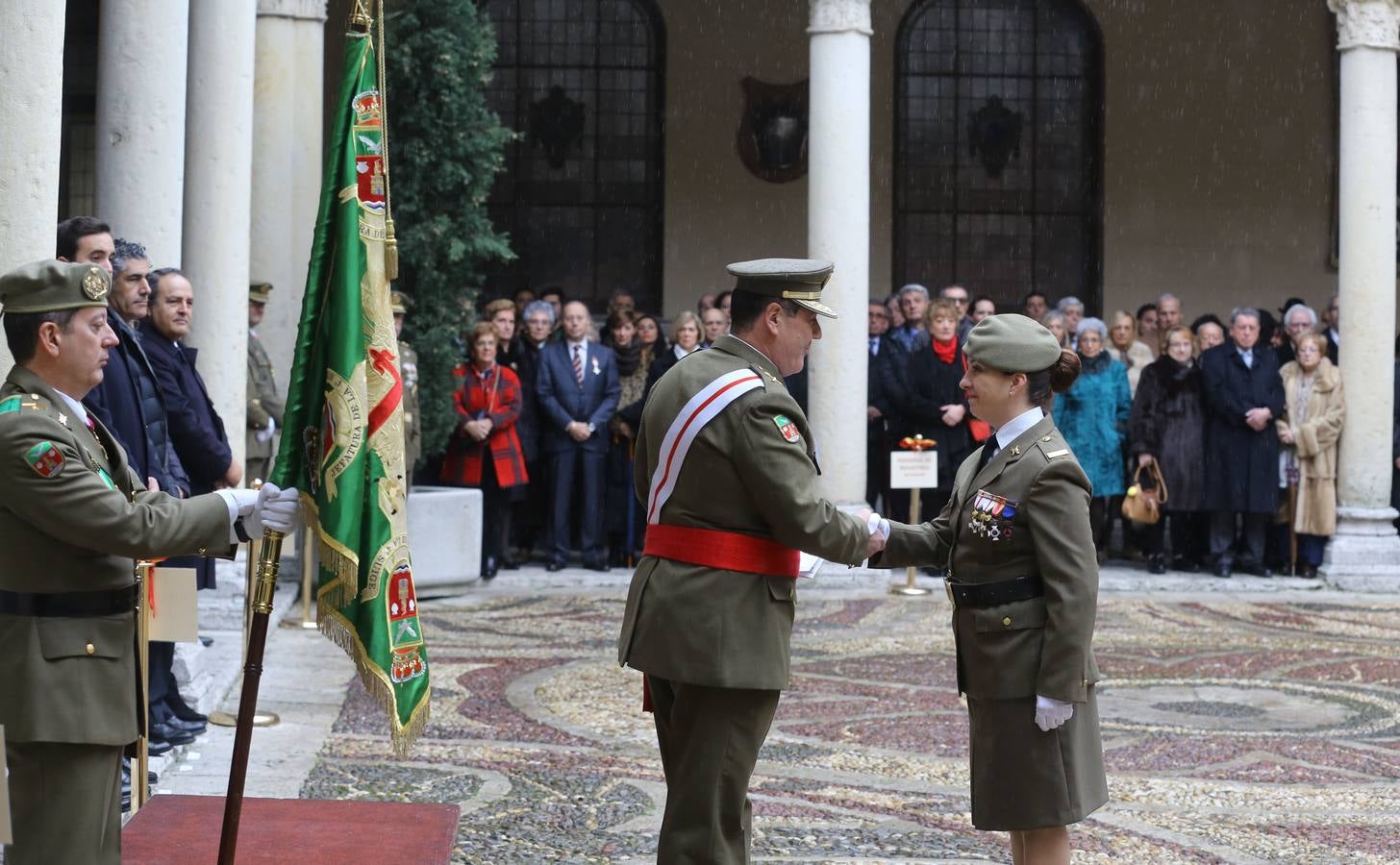 El arma de Infantería, el Cuerpo Jurídico Militar y los capellanes castrenses festejaron hoy a su patrona, la Inmaculada Concepción, en un acto celebrado en el Palacio Real de Valladolid