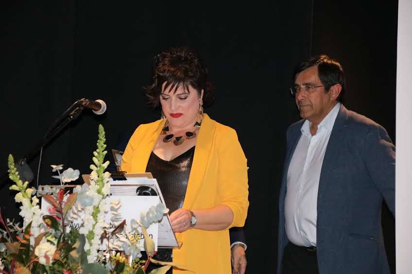 El centro cultural Eloy Arribas ha acogido este fin de semana la presentación del calendario erótico en el que vecinos de Pedrajas de San Esteban posan con fines benéficos, con el objetivo de recaudar fondos para causas solidarias. El pasado calendario (el de este año 2019) consiguió dinero para la Asociación Española para el Cáncer. La recaudación por la venta de la edición del próximo año se destinará a la Asociación de Familiares de Enfermos de Alzhéimer y otras demencias de la comarca de Íscar.