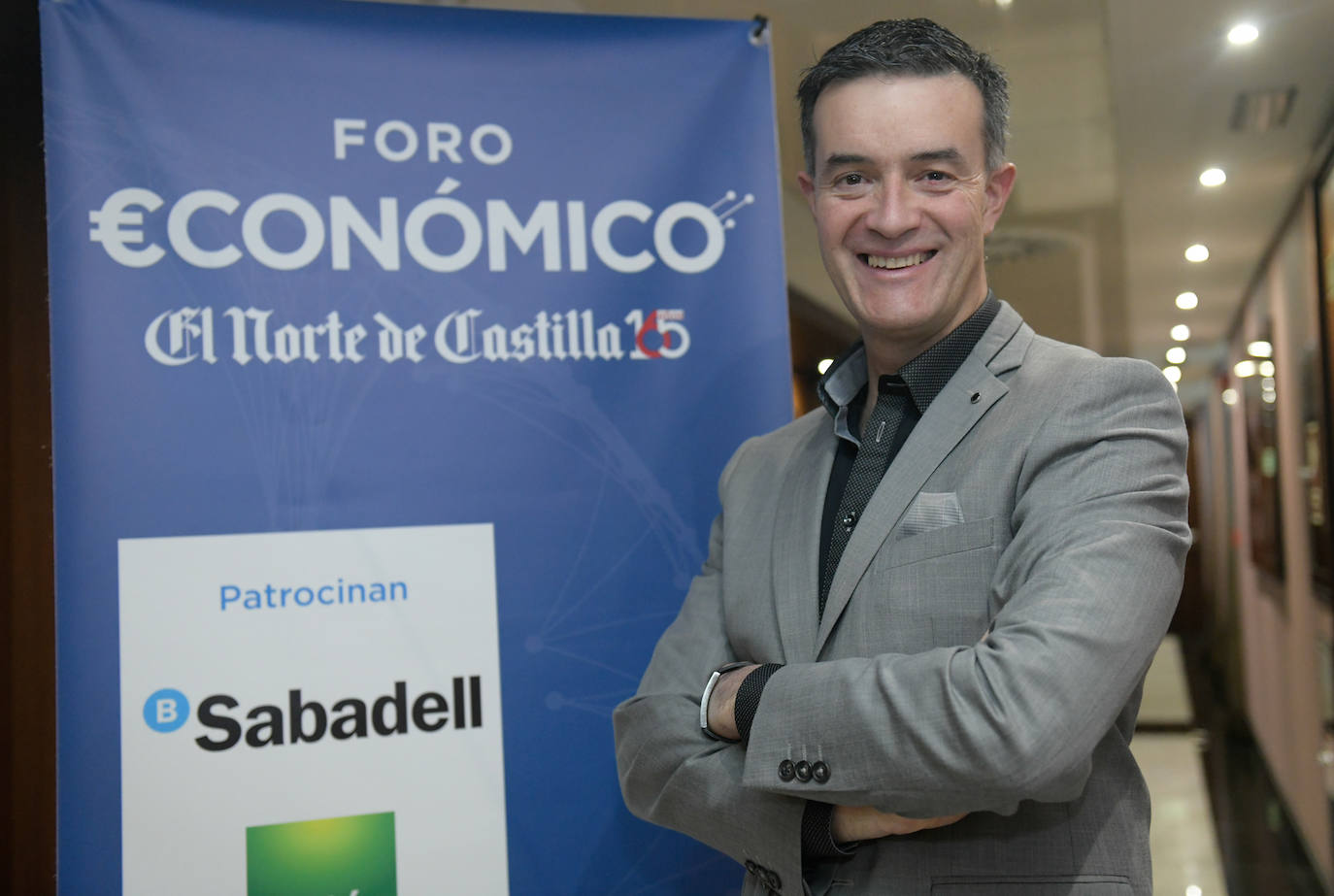 Fotos: Foro Económico con Iñigo Sáenz de Urturi