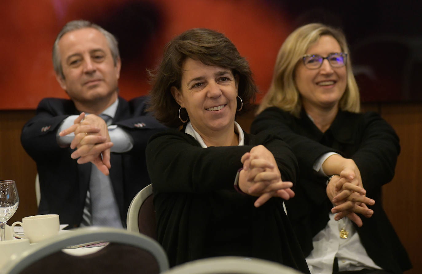 Fotos: Foro Económico con Iñigo Sáenz de Urturi