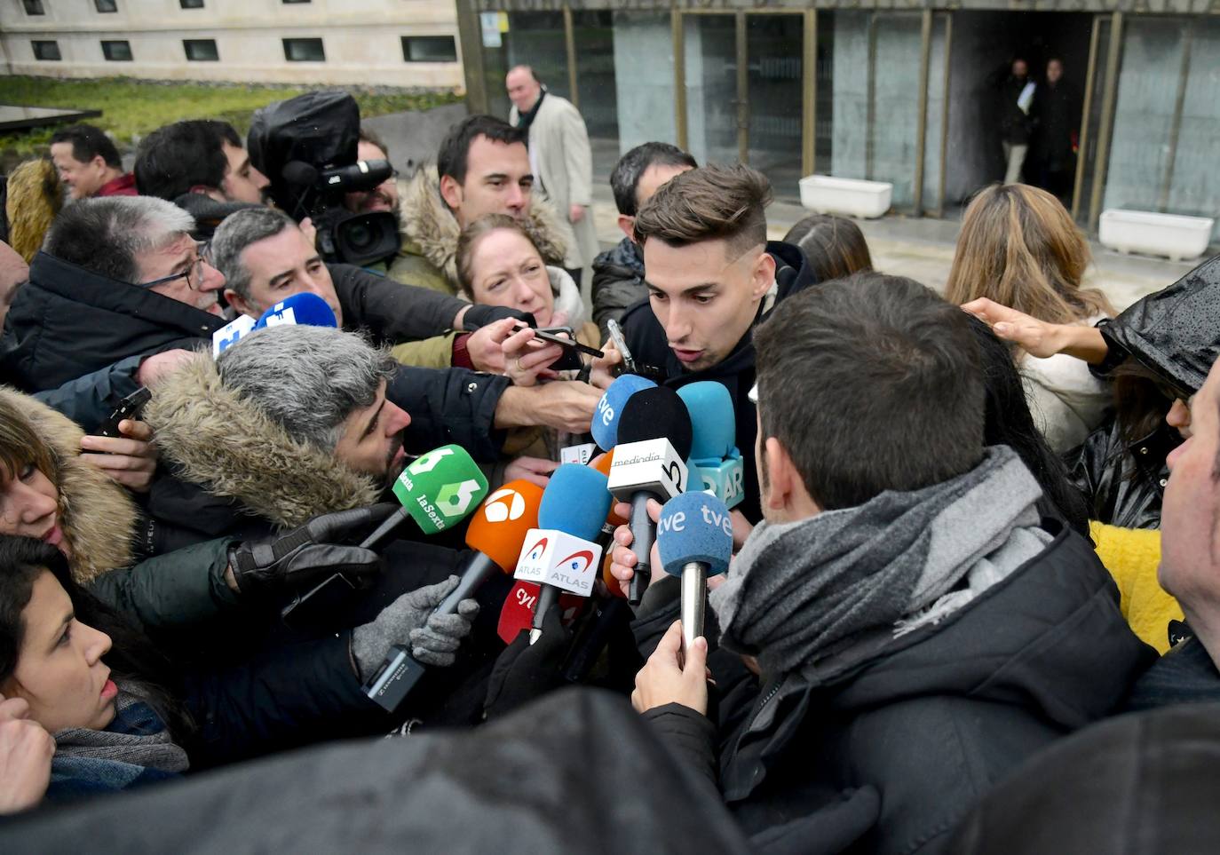 Los futbolistas han conocido esta mañana la sentencia, que les condena a 38 años de cárcel por los hechos ocurridos en noviembre de 2017