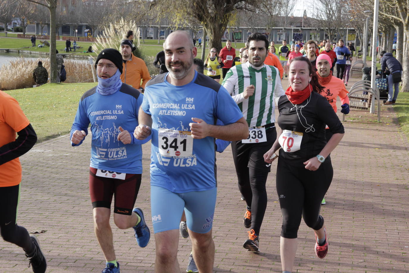 Corredores de toda la región han participado este domingo en la XXXVIII Carrera Pedestre Popular del Pavo de Laguna de Duero. El recorrido, de siete kilómetros, arrancó a las 10:30 horas desde las inmediaciones del polideportivo y discurrió por la avenida La Laguna, las calles Cea y Pisuerga y las Avenidas Juan de Austria y Las Salinas. 