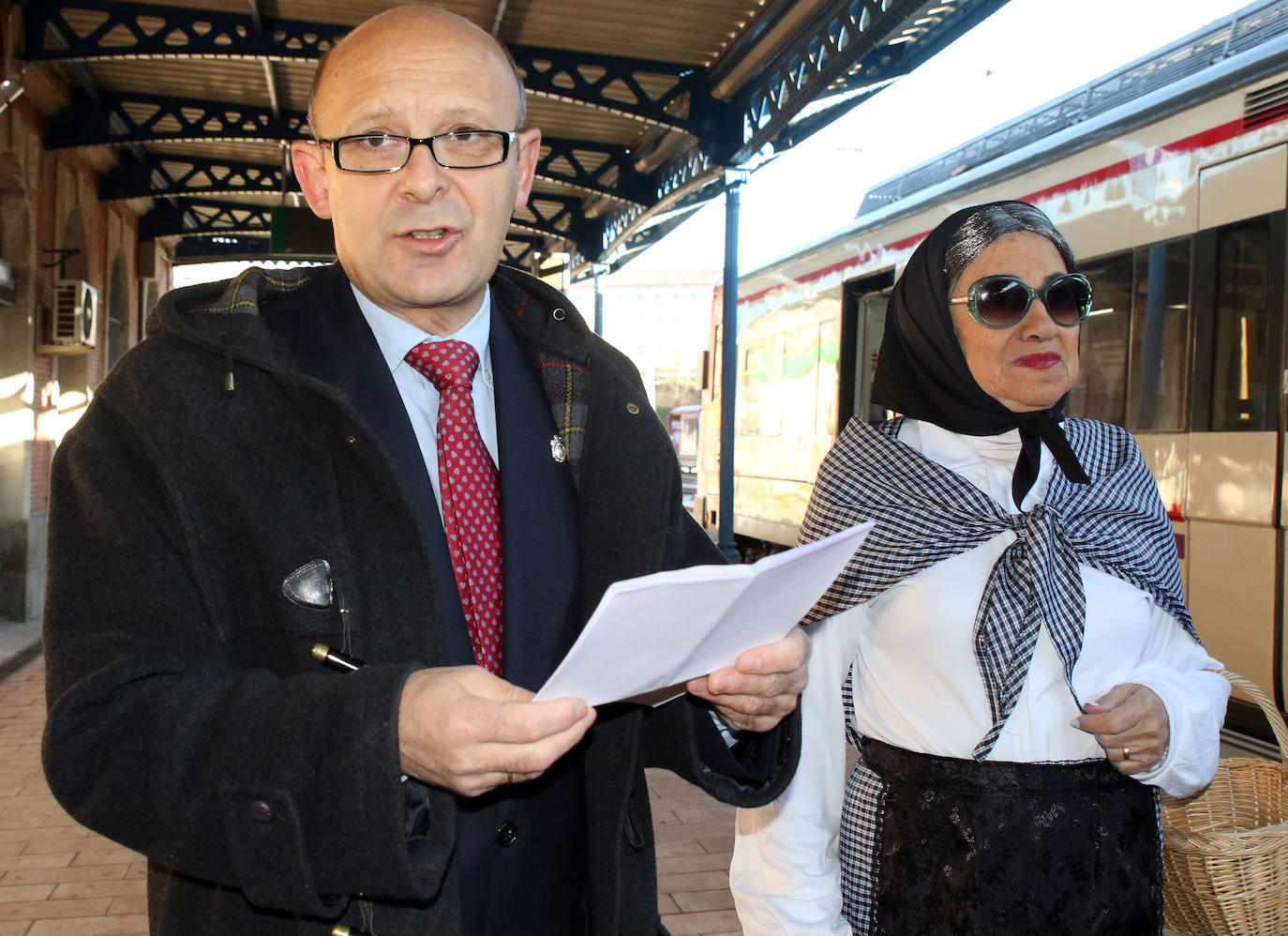 Fotos: El Tren de las Emociones cubre el trayecto entre Segovia y la Estación de El Espinar