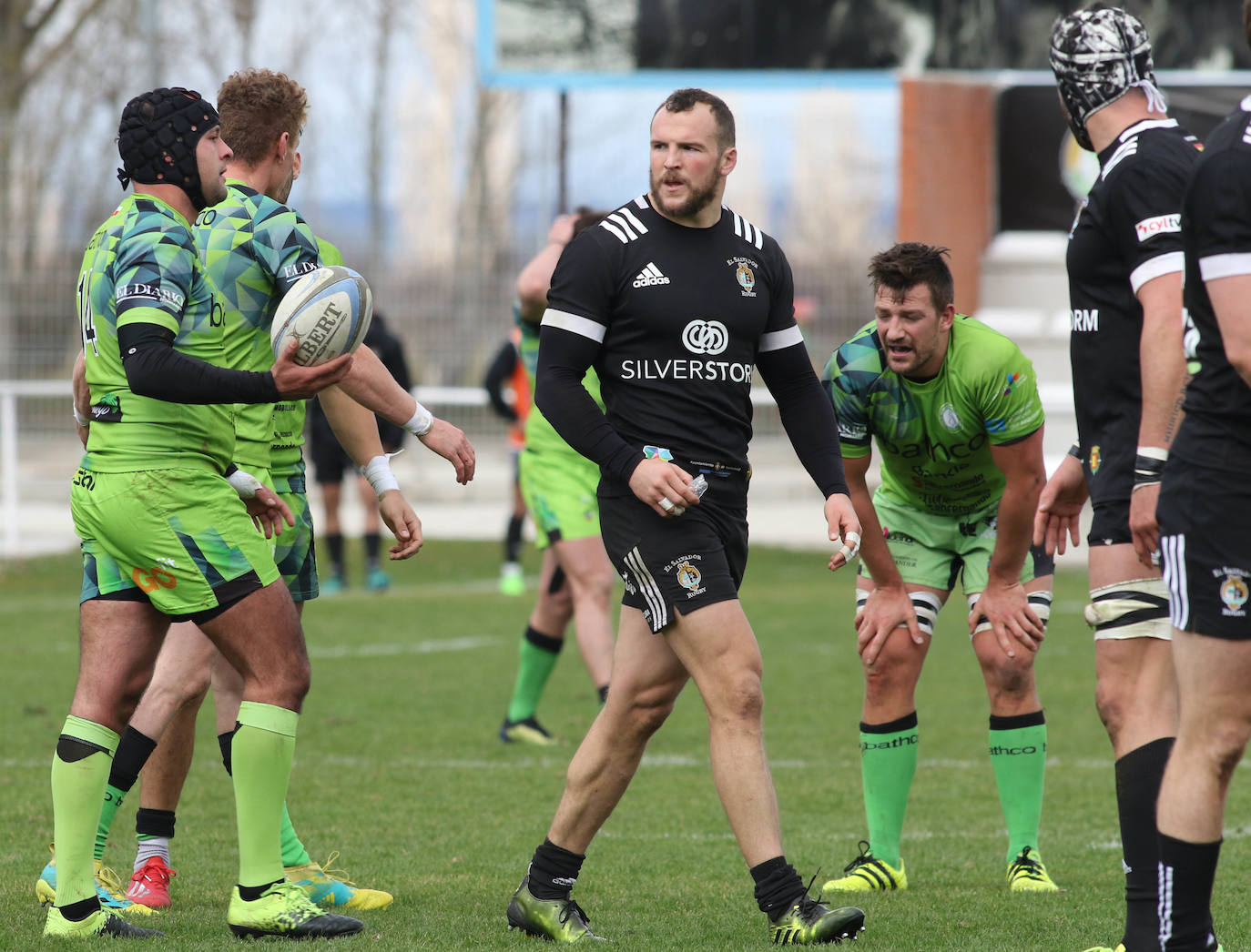 Encuentro celebrado este domingo en Pepe Rojo entre el Silverstorm El Salvador y el Bathco Rugby de Santander.