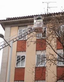 Imagen secundaria 2 - Efectos del temporal en distintos puntos de la ciudad. 