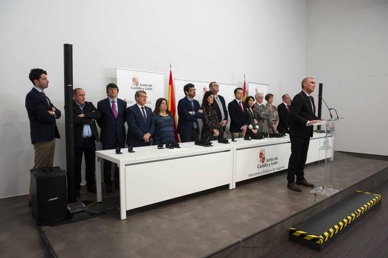 El delegado territorial, José Mazarías, ha trasladado el reconocimiento de la Junta de Castilla y León a 162 funcionarios y laborales que en 2019 culminan su carrera profesional al servicio de los ciudadanos y a los que reciben este año distinciones por años de servicio