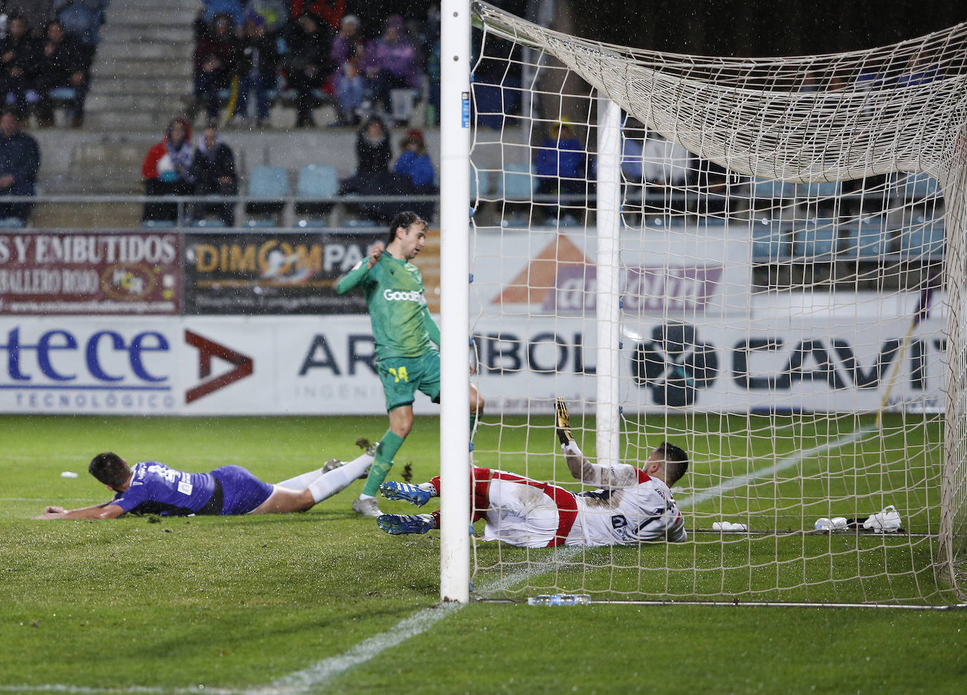 Partido de la copa del Rey en la Balastera. 