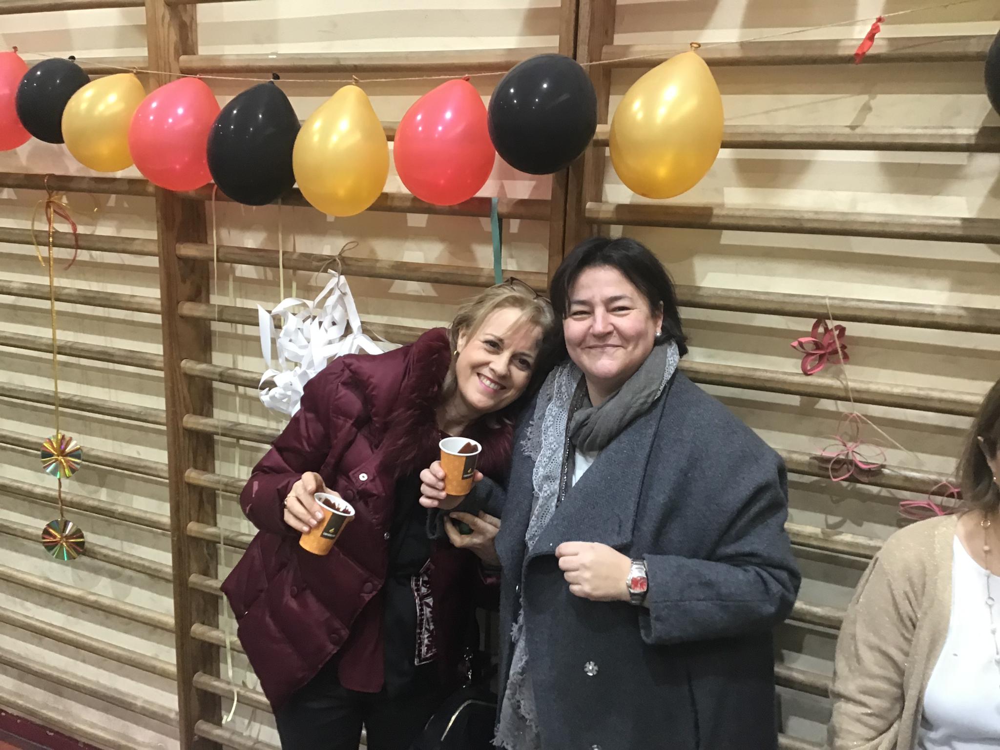 Más de 500 personas se dieron cita en el gimnasio del centro educativo, y lograron recaudar 1.450 euros que irán destinados a las ONG Educa Tanzania y Asalvo