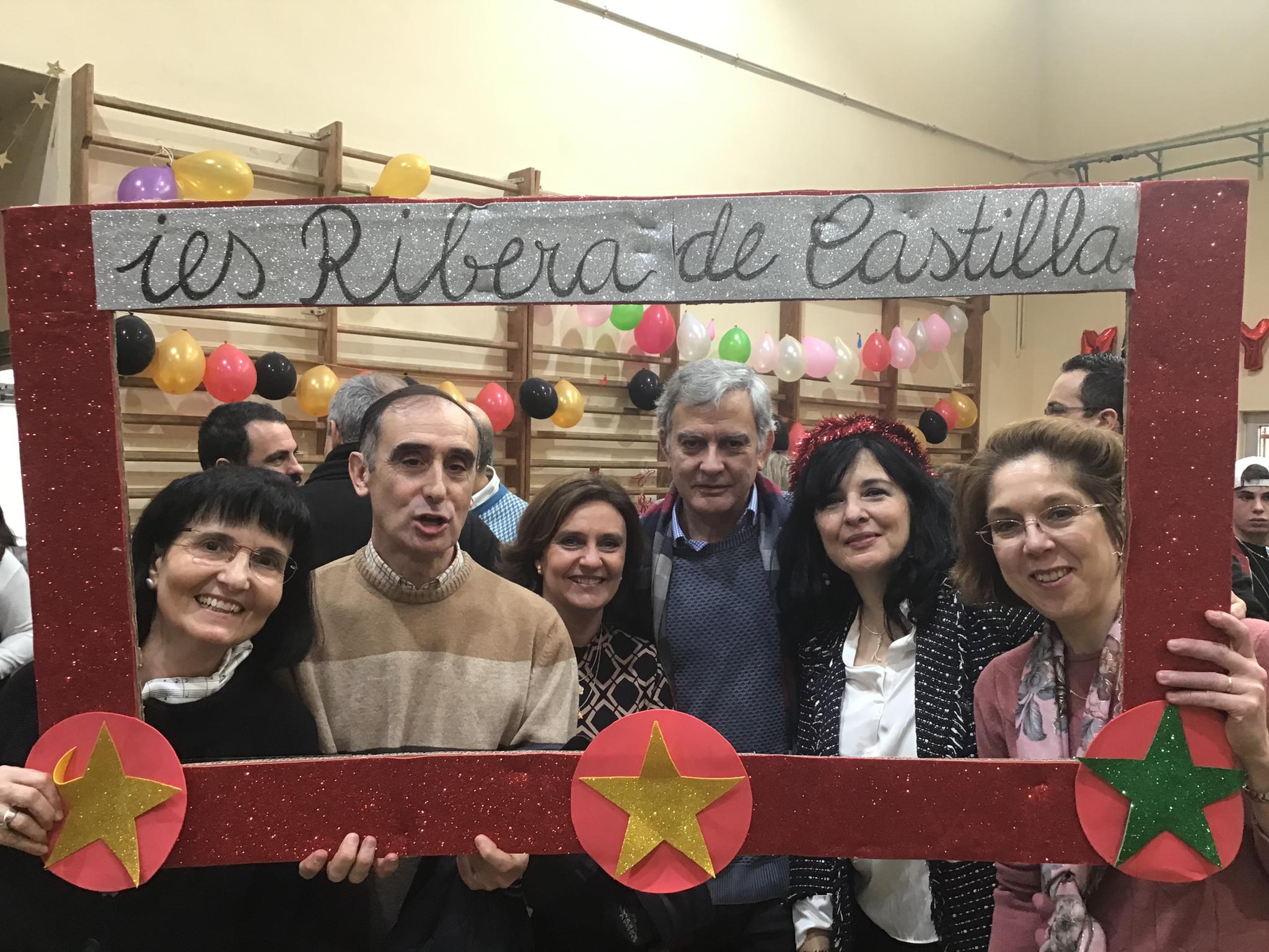 Más de 500 personas se dieron cita en el gimnasio del centro educativo, y lograron recaudar 1.450 euros que irán destinados a las ONG Educa Tanzania y Asalvo