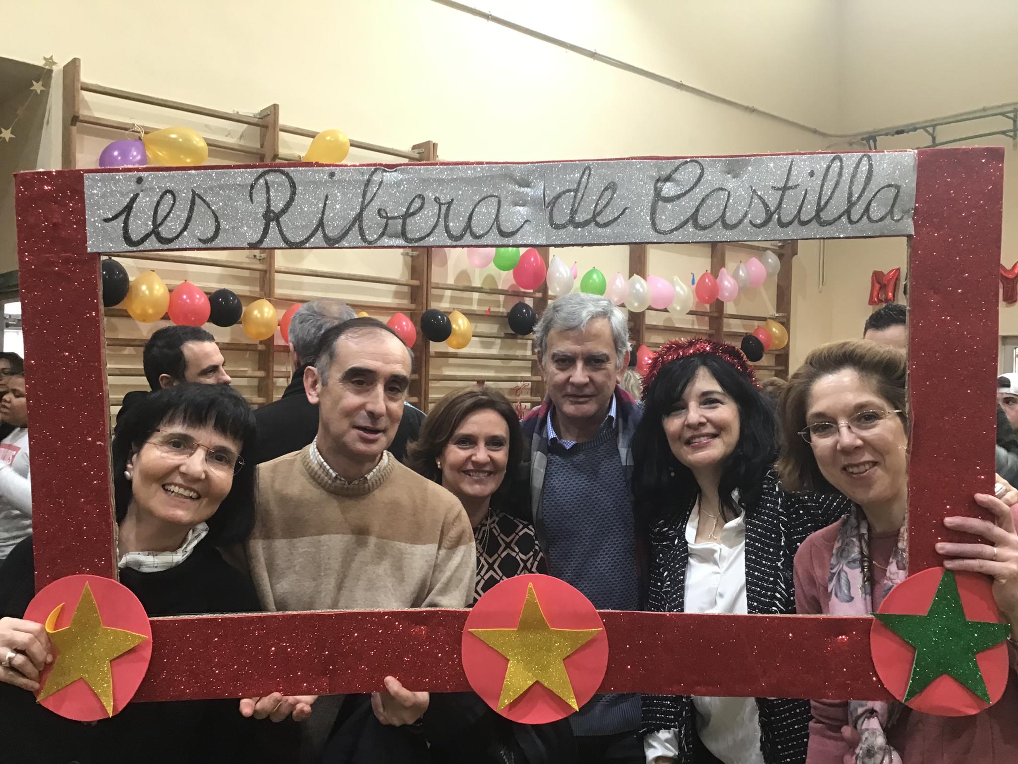 Más de 500 personas se dieron cita en el gimnasio del centro educativo, y lograron recaudar 1.450 euros que irán destinados a las ONG Educa Tanzania y Asalvo