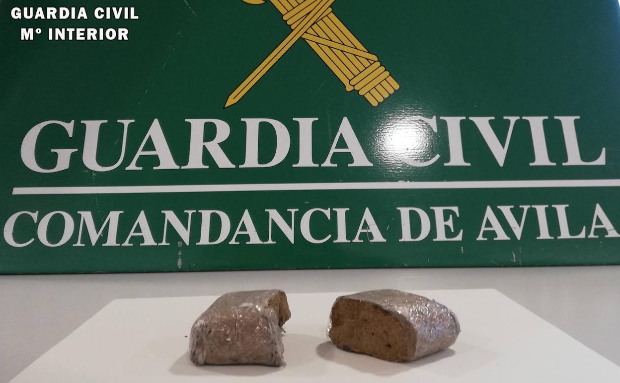 Desmantelado un punto de venta de hachís en la zona de El Barco de Ávila