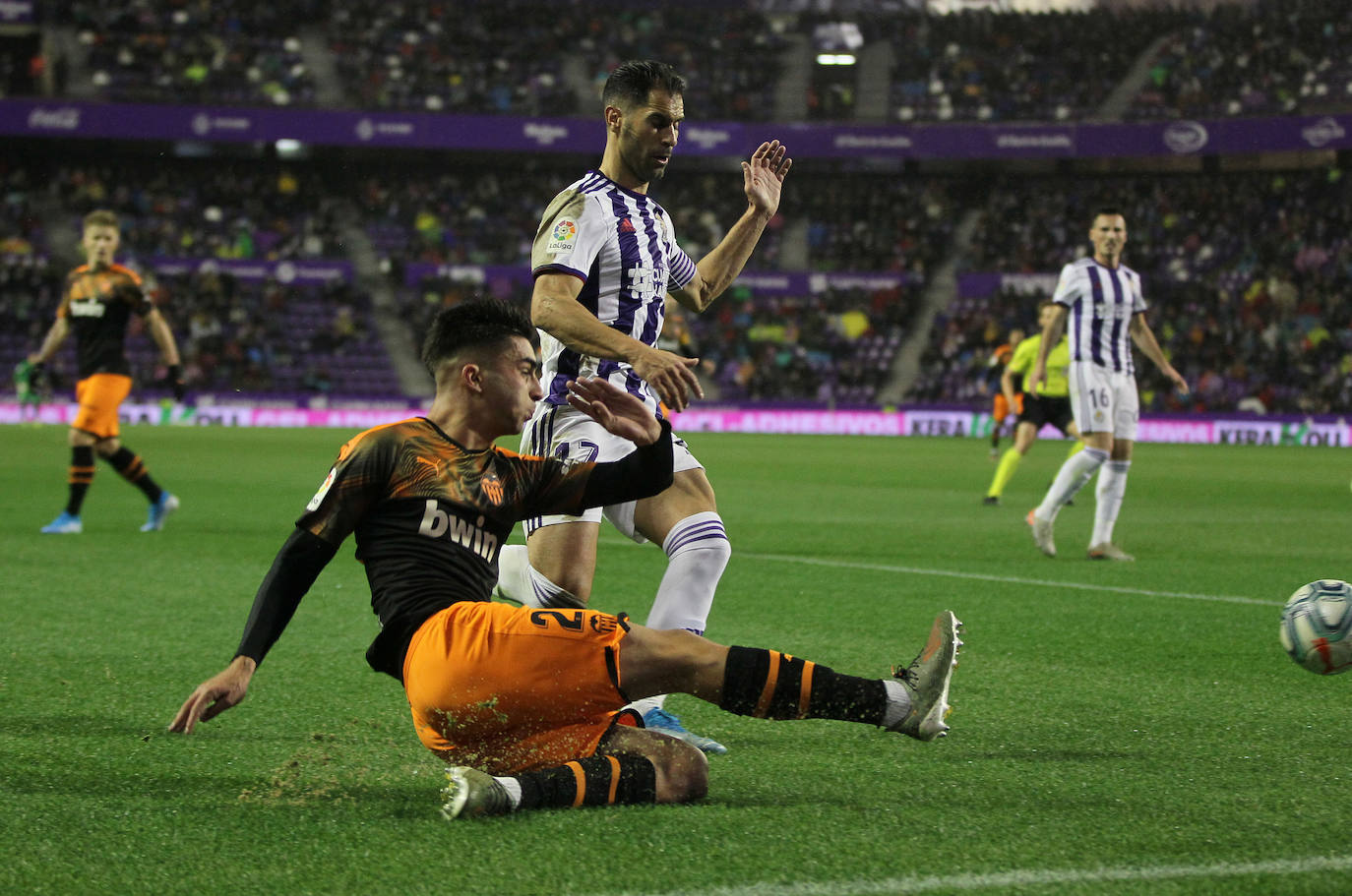 Fotos: Las imágenes del encuentro entre el Real Valladolid y el Valencia