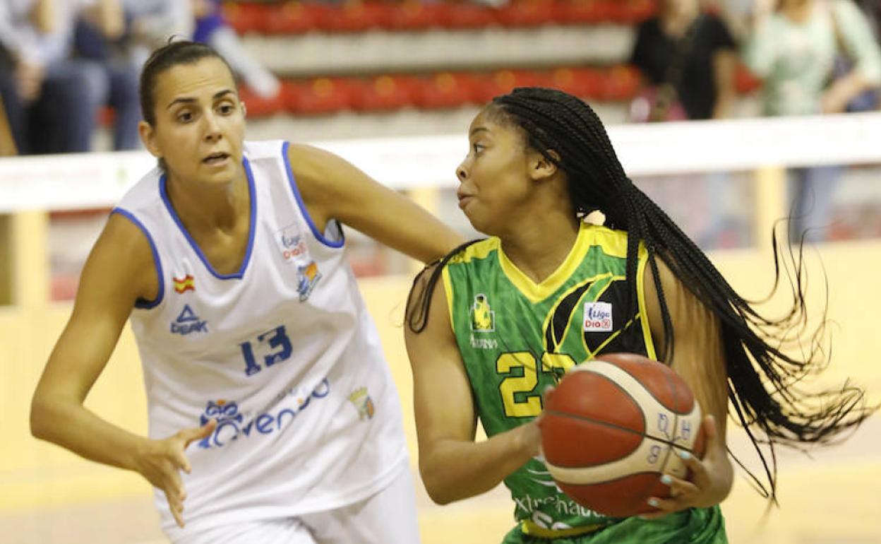 Una acción del partido de la pretemporada que enfrentó a ambos equipos. 