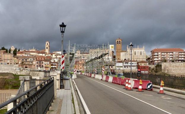 El puente de Tordesillas, en una imagen del pasado domingo. 