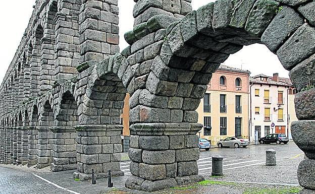 Arcos en la zona de Pintor Montalvo y Día Sanz. 