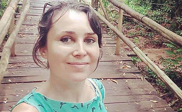 Zaida, en Brasil, donde estudia comportamientos de animales. 