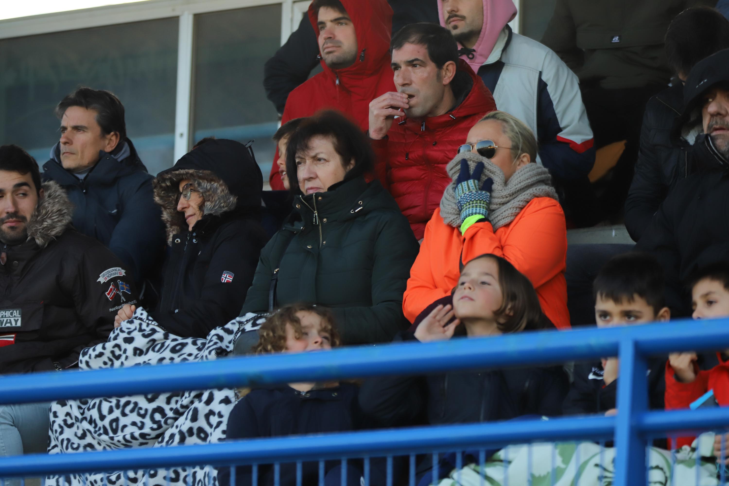 Fotos: La falta de gol impide la victoria del Santa Marta ante La Bañeza