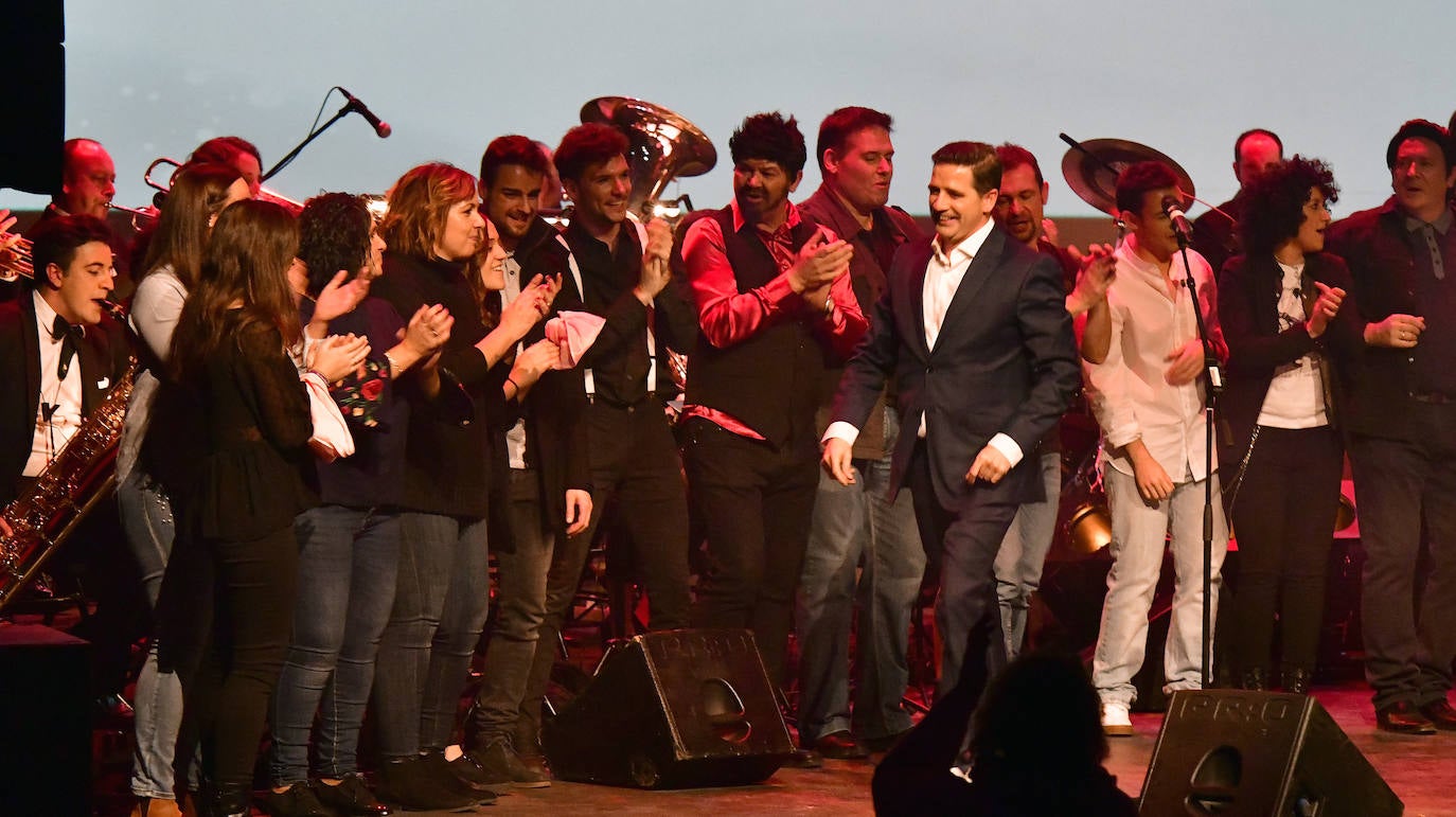 Celebración de Mira quien canta en el auditorio de El Espina. PEDRO LUIS MERINO