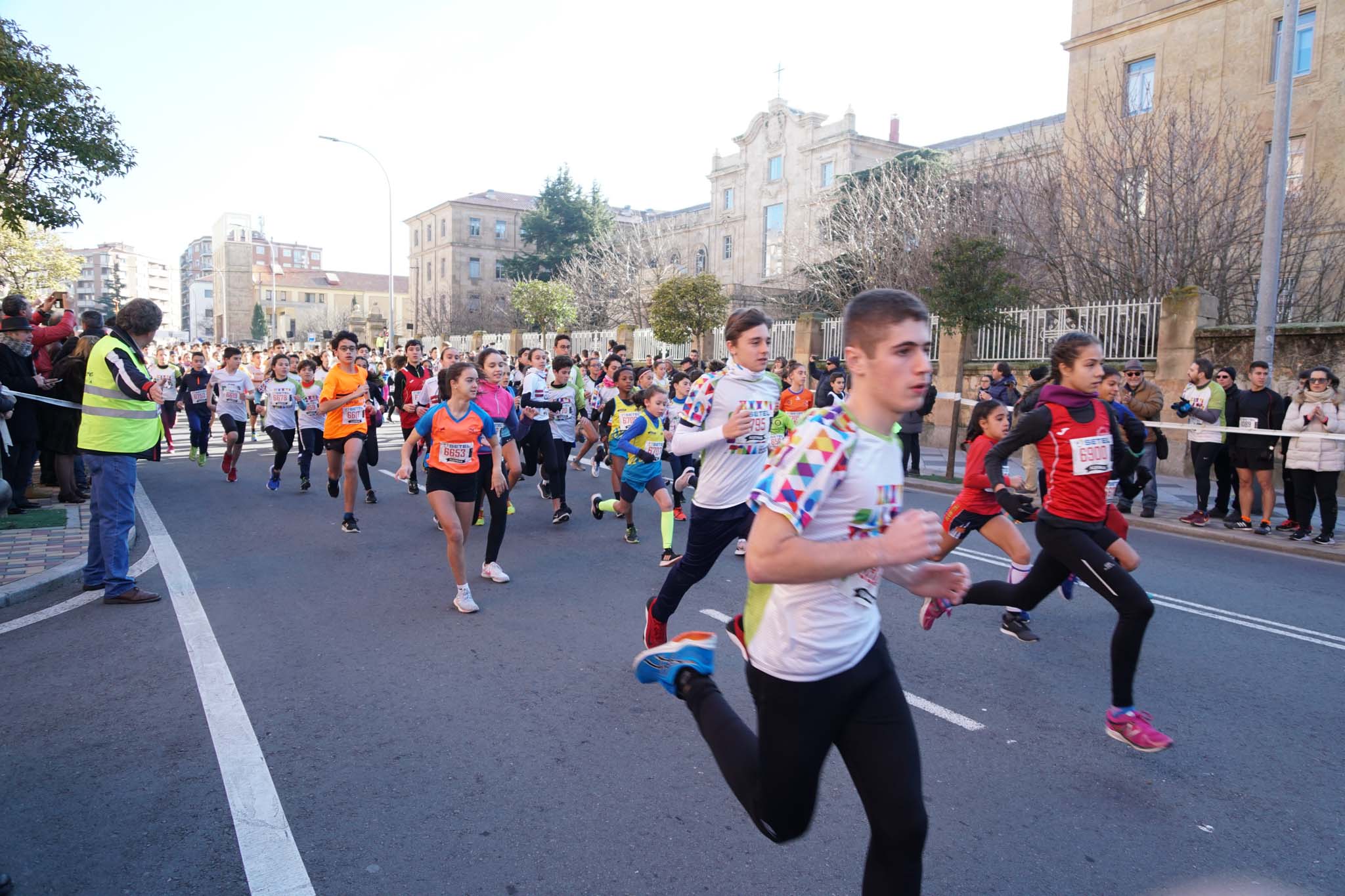 Primera carrera de niños de la San Silvestre salmantina.