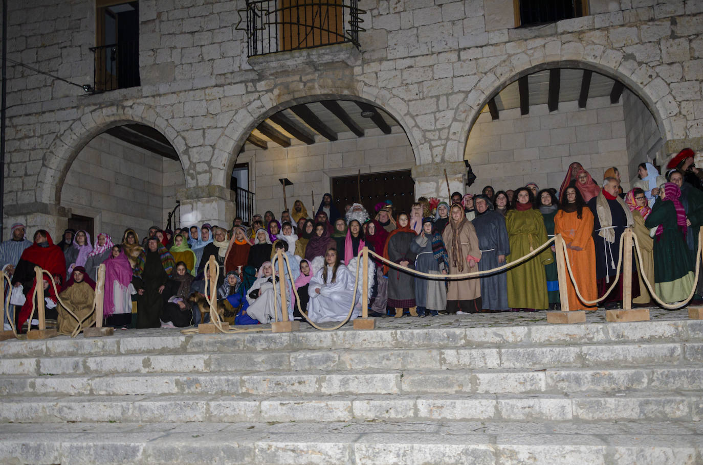 En esta XI edición participaron los 25 quintos de este año. Este montaje destacó principalmente por su realismo y gran variedad de escenas y antiguos oficios, como el pescadero, hortelano, panadero, y el cantero, representado por su alcalde, Félix Velasco.