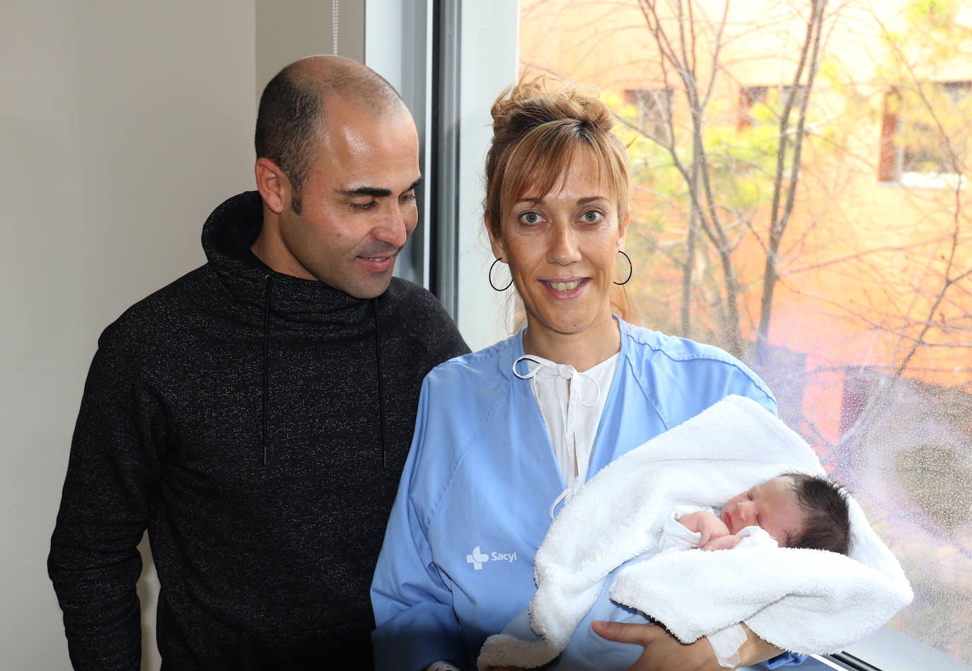 El pequeño ha nacido en la habitación 106 del Hospital Universitario Río Hortega de Valladolid, a las 0.50 horas de la madrugada de este día 1 de enero