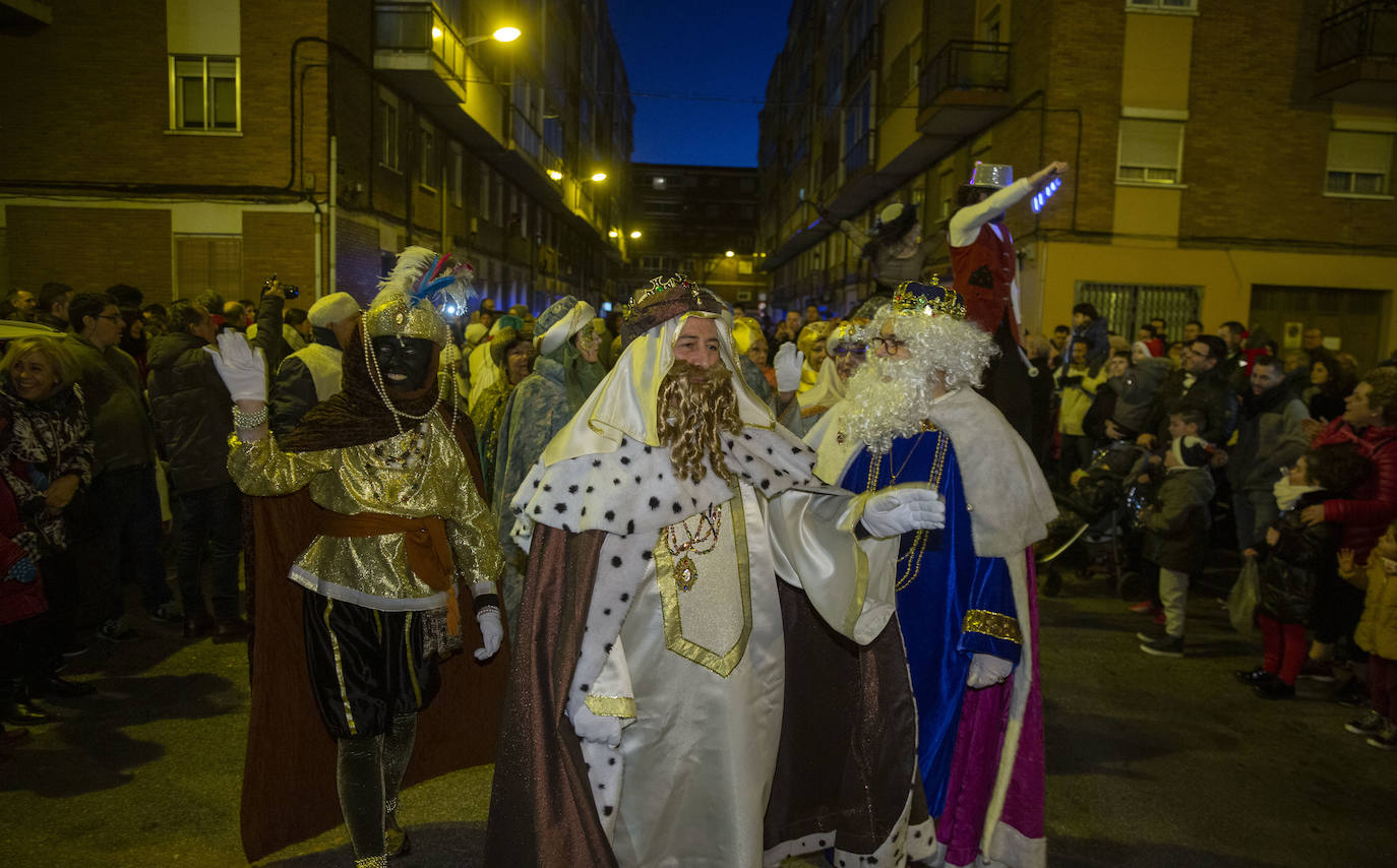 La Coordinadora contra el Narcotráfico de Pajarillos ha celebrado su tradicional cabalgata sin camellos. 
