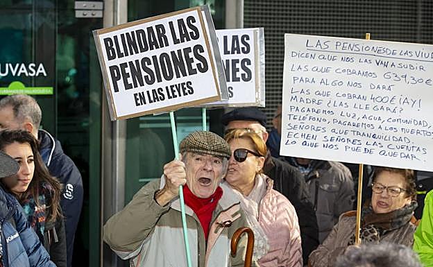 Heredar saldrá más barato este año y jubilarse, más caro