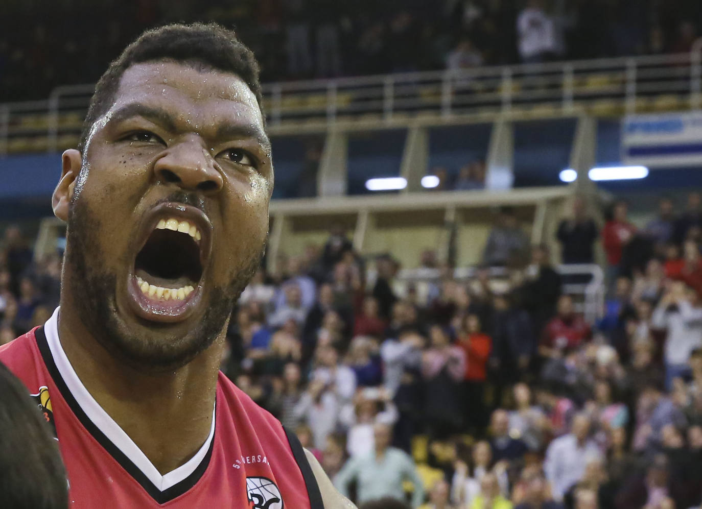 La fortaleza mental de los de Hugo López resultó clave para superar los momentos delicados ante un Delteco Guipúzcoa que no peridió la cara al partido y que llegó a levantar quince puntos en contra. 