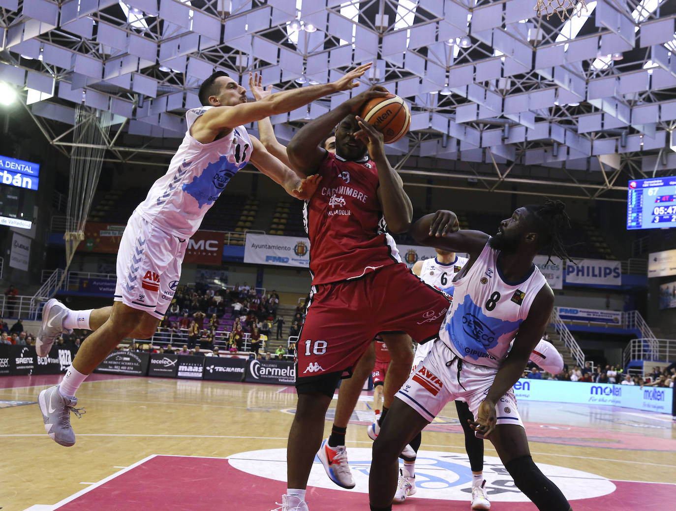 La fortaleza mental de los de Hugo López resultó clave para superar los momentos delicados ante un Delteco Guipúzcoa que no peridió la cara al partido y que llegó a levantar quince puntos en contra. 