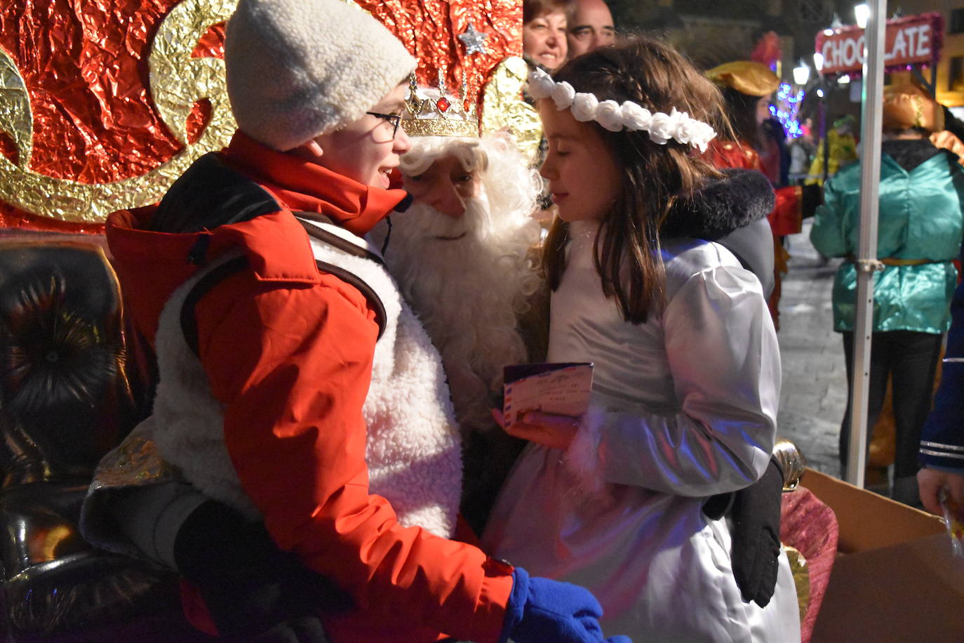 Los Reyes Magos en la cabalgata de aguilar.