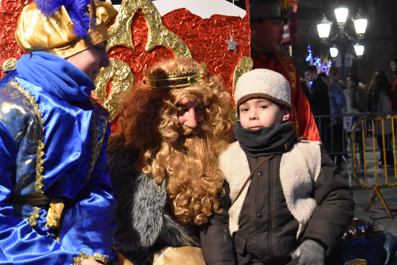 Los Reyes Magos en la cabalgata de aguilar.