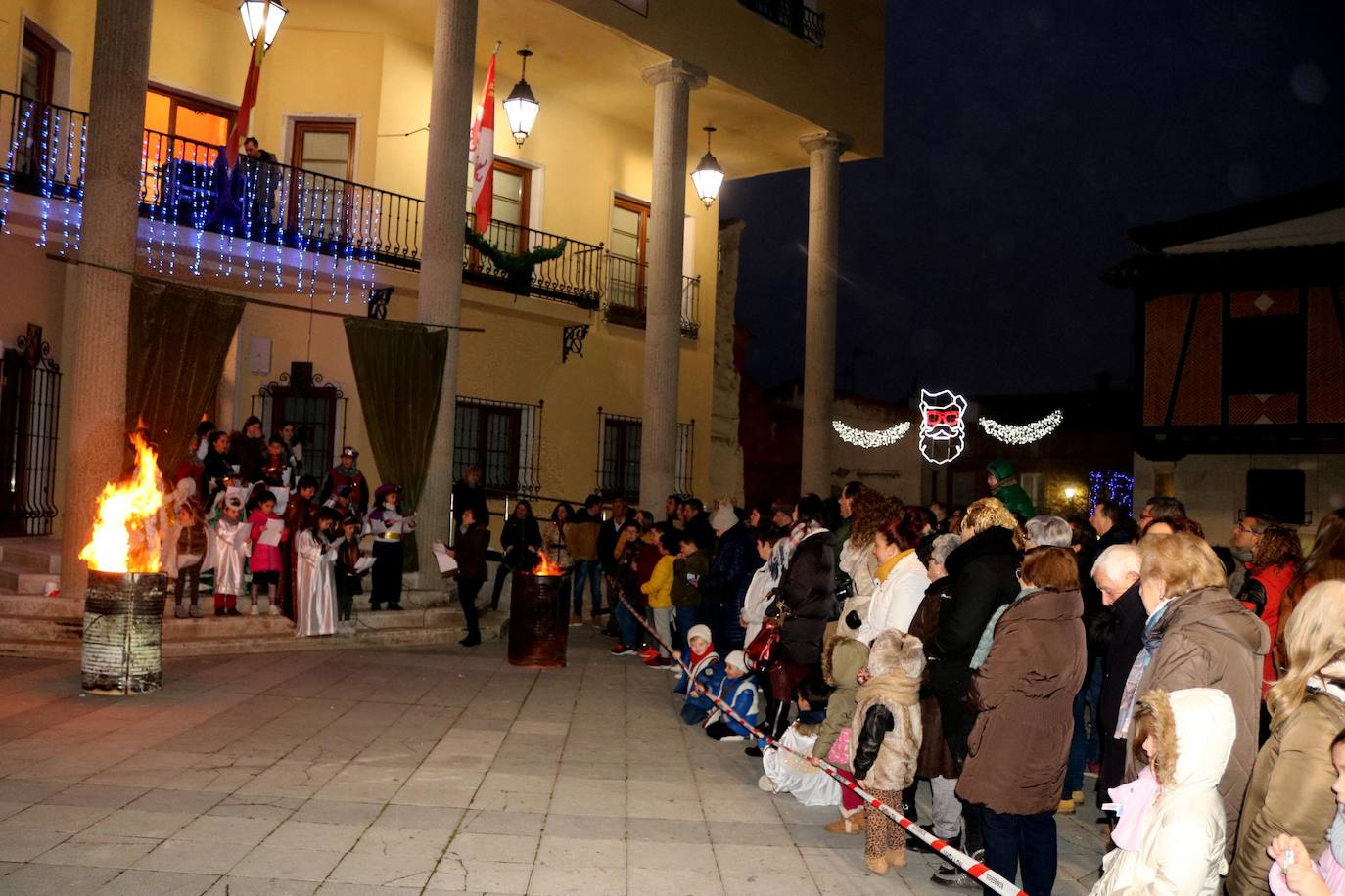 Baltanás recibe a los Reyes Magos con chocolates y roscón.