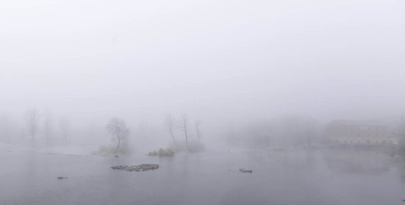 La niebla seguirá acompañando a la provincia salmantina y, si cabe, con mas intensidad que en los últimos días, ya que el territorio salmantino ha sido incluido en la alerta amarilla que la Agencia Estatal de Meteorología (Aemet) ha lanzado para hoy miércoles.