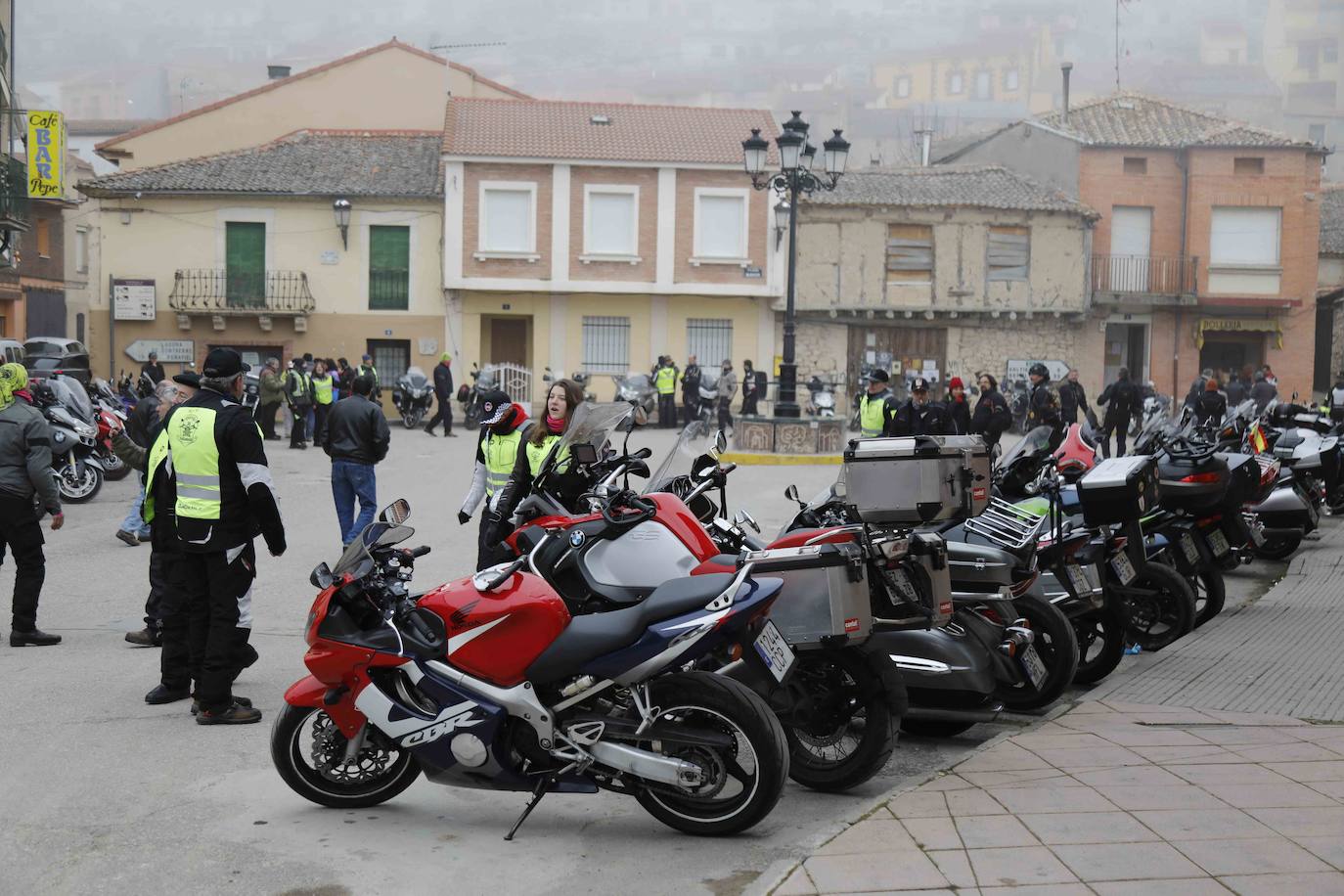 Jornada motera de 'La Leyenda continúa' en Sacramenia 