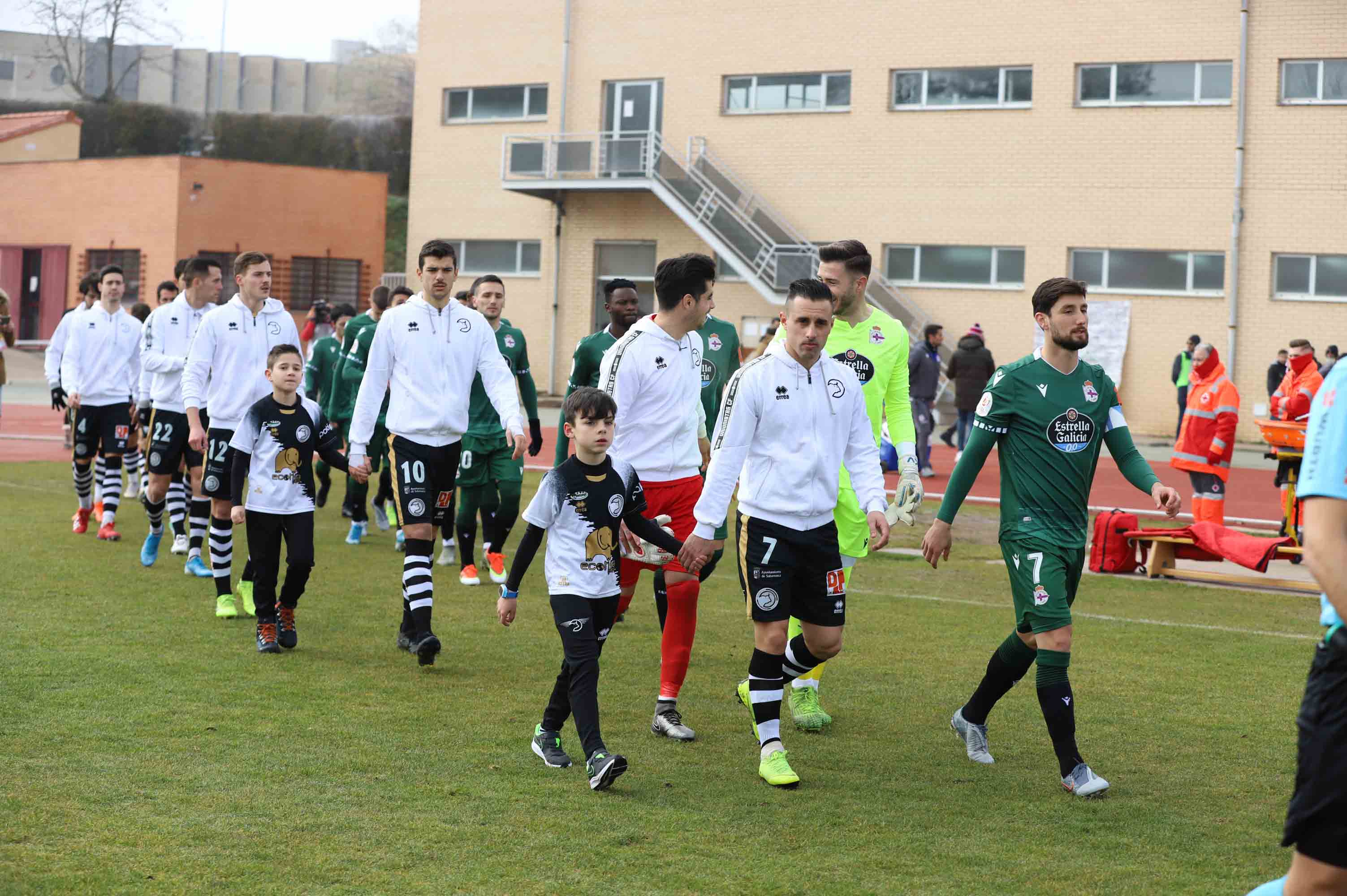 Fotos: Inicio y jugadas del Unionistas - Depor