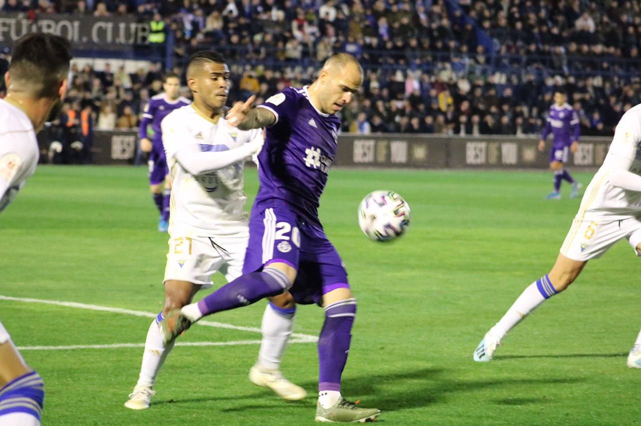 El meta detuvo dos lanzamientos en la tanda definitiva tras 120 minutos en el que los de Sergio estuvieron 47 minutos con un pie fuera de la Copa. Ünal marcó el empate en el 86. 