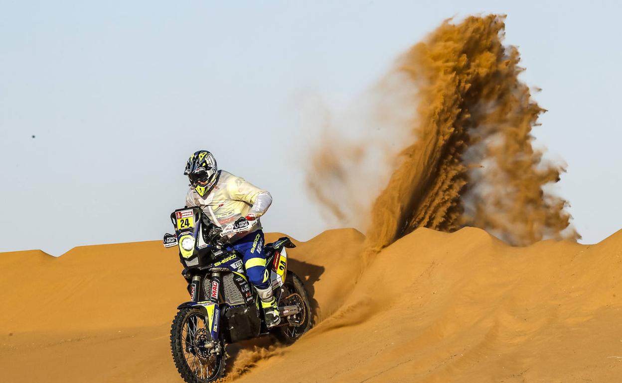 Santolino, en acción en el Dakar. 