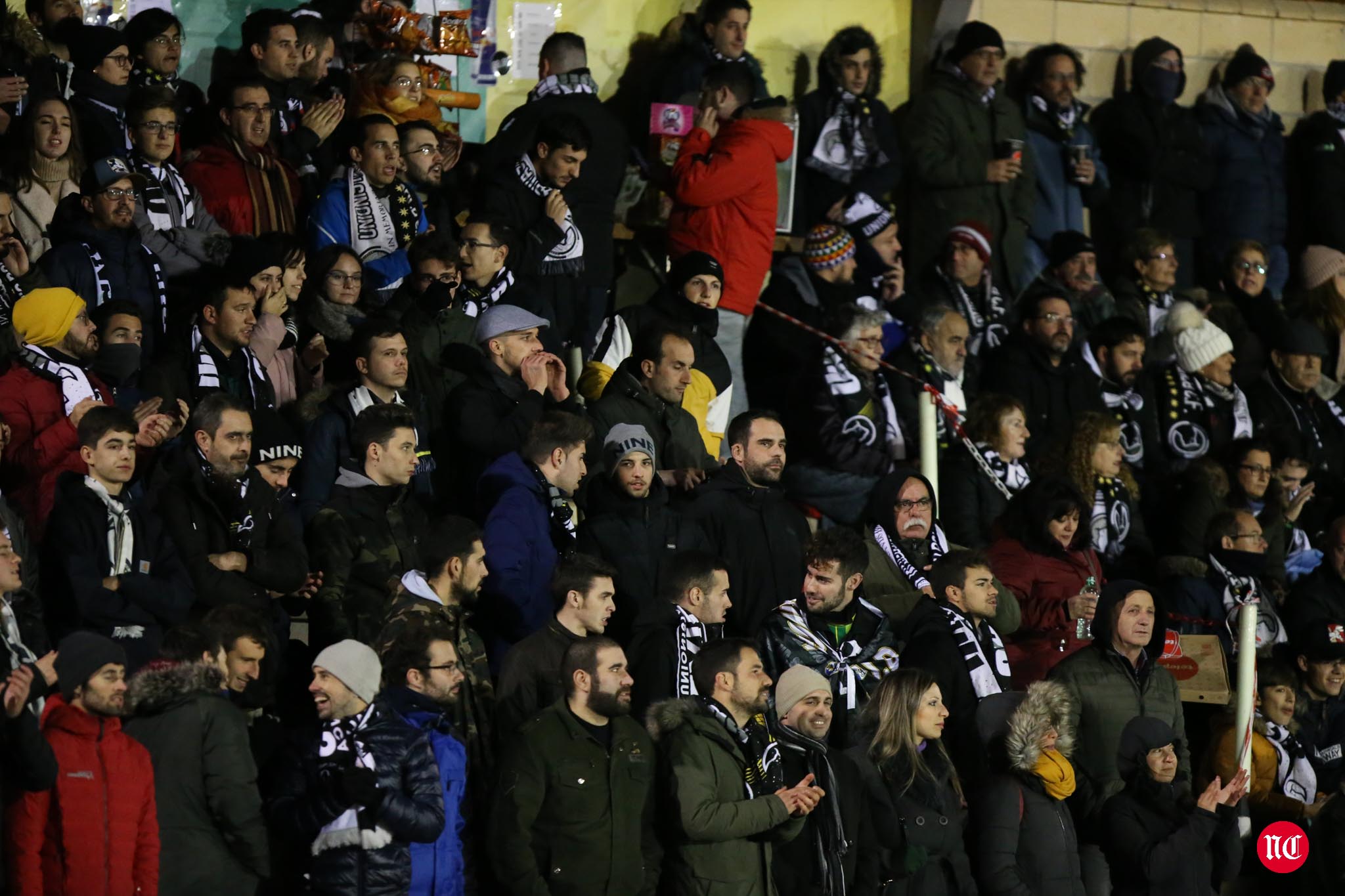 Unionistas ha logrado empezar la segunda vuelta fuera del descenso en el grupo II de Segunda B. Los de Jabi Luaces, que llevan seis jornadas seguidas sin perder, han vencido al Barakaldo en el choque de la 20ª jornada gracias a un tanto de Guille Andrés en el tramo final 