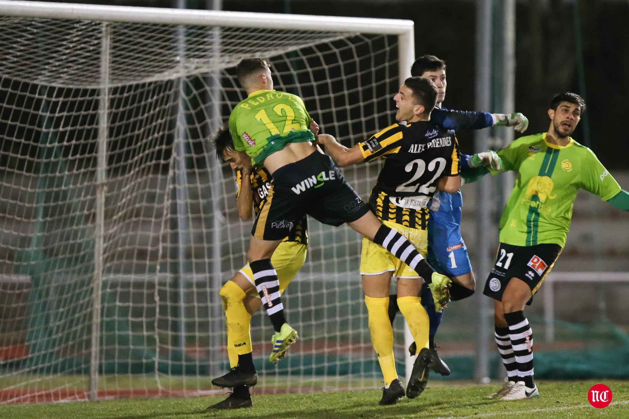 Unionistas ha logrado empezar la segunda vuelta fuera del descenso en el grupo II de Segunda B. Los de Jabi Luaces, que llevan seis jornadas seguidas sin perder, han vencido al Barakaldo en el choque de la 20ª jornada gracias a un tanto de Guille Andrés en el tramo final 