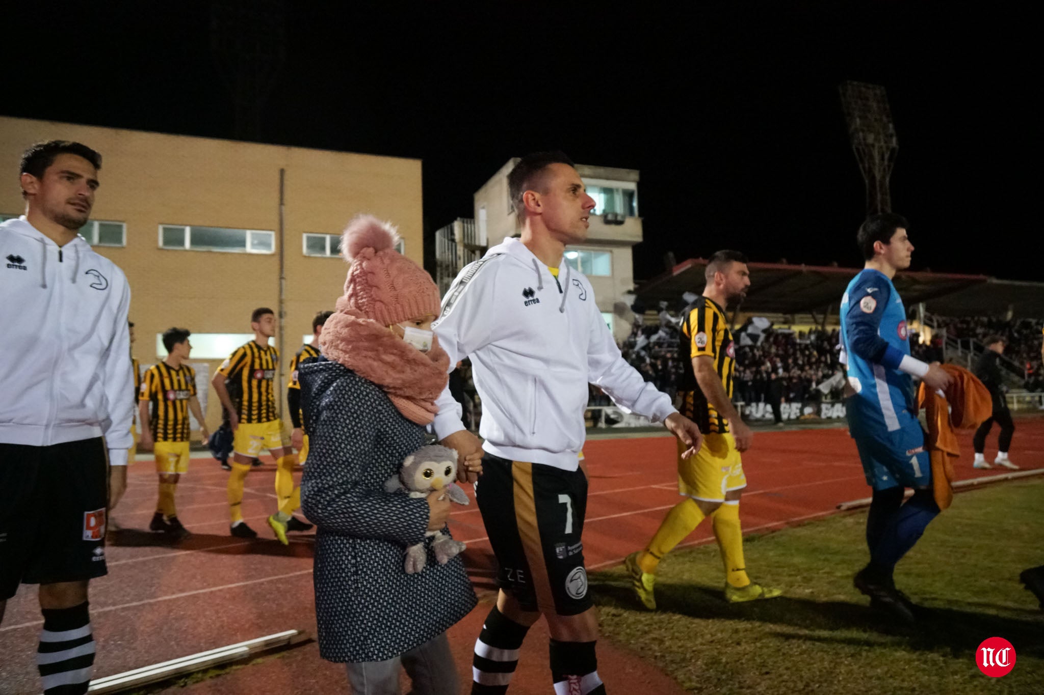 Unionistas ha logrado empezar la segunda vuelta fuera del descenso en el grupo II de Segunda B. Los de Jabi Luaces, que llevan seis jornadas seguidas sin perder, han vencido al Barakaldo en el choque de la 20ª jornada gracias a un tanto de Guille Andrés en el tramo final 