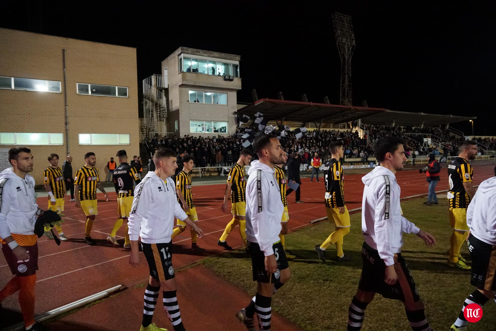 Unionistas ha logrado empezar la segunda vuelta fuera del descenso en el grupo II de Segunda B. Los de Jabi Luaces, que llevan seis jornadas seguidas sin perder, han vencido al Barakaldo en el choque de la 20ª jornada gracias a un tanto de Guille Andrés en el tramo final 