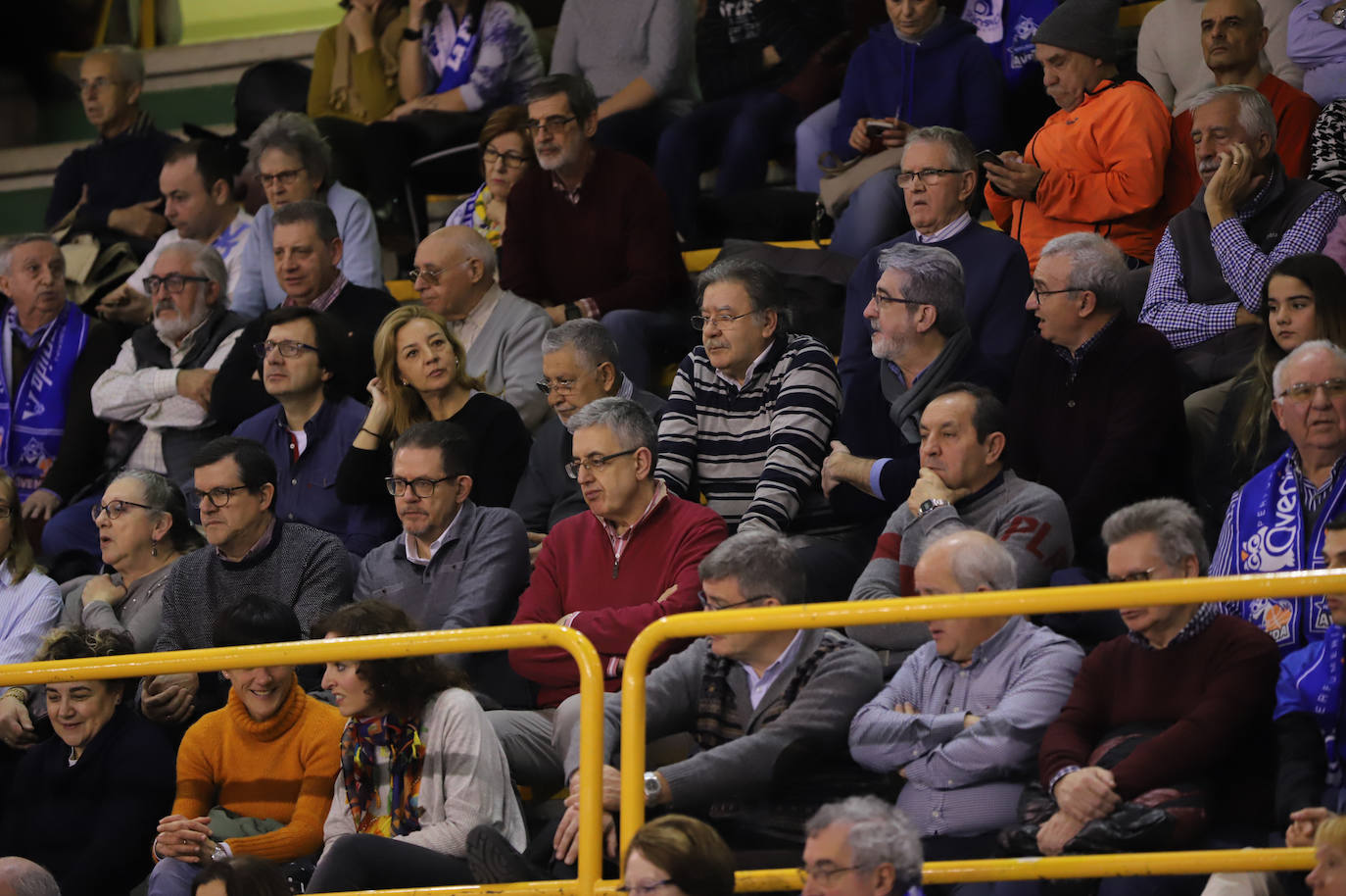 Fotos: Las imágenes del encuentro entre el CB Avenida y Cadí La Seu (71-61)