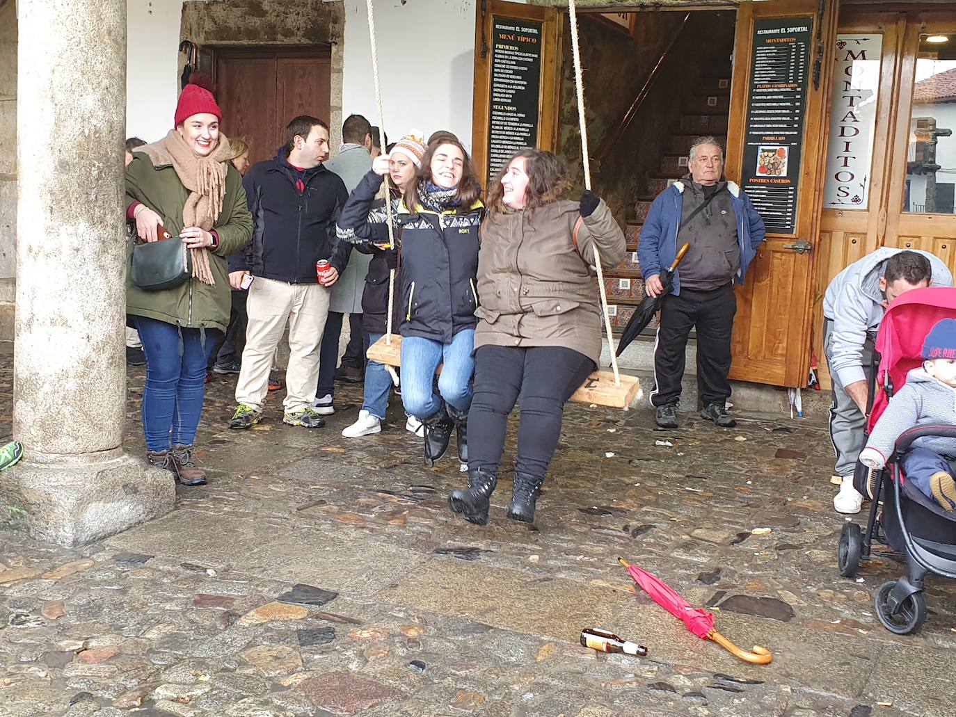 Fotos: La rifa del marrano de San Antón en La Alberca de Salamanca