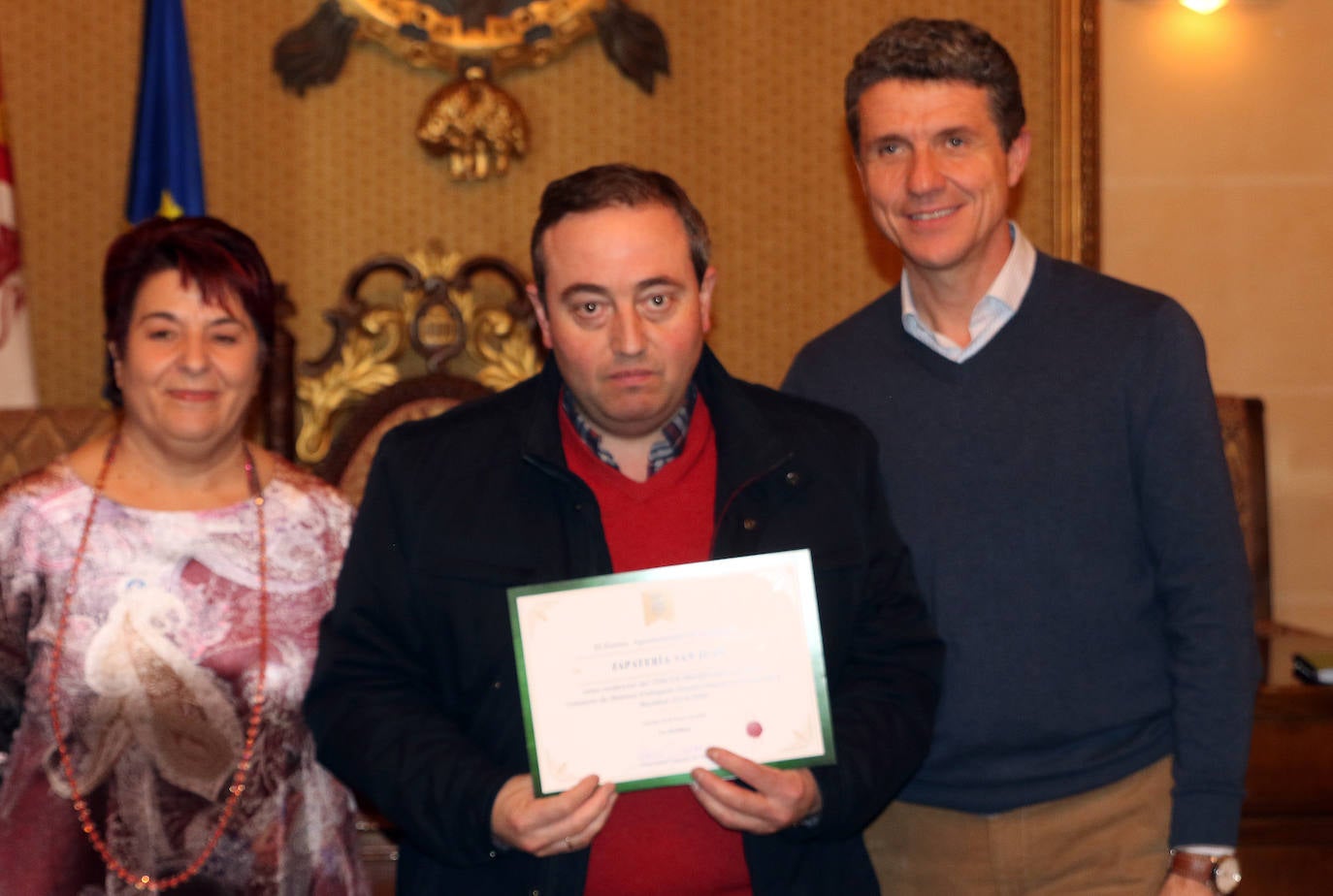 Entrega de premios del concurso de belenes y la muestra de villancicos. DE TORRE