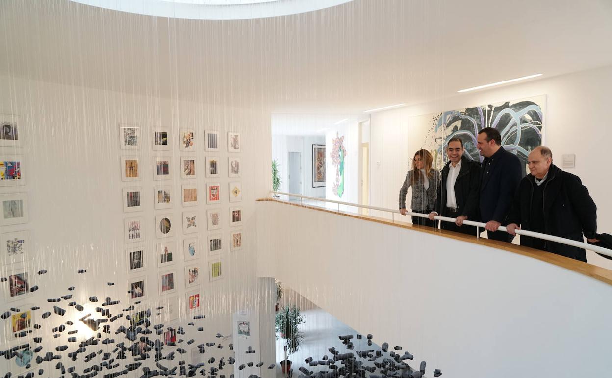 Responsables del Ayuntamiento de Santa Marta recibieron a representantes de Honduras. 