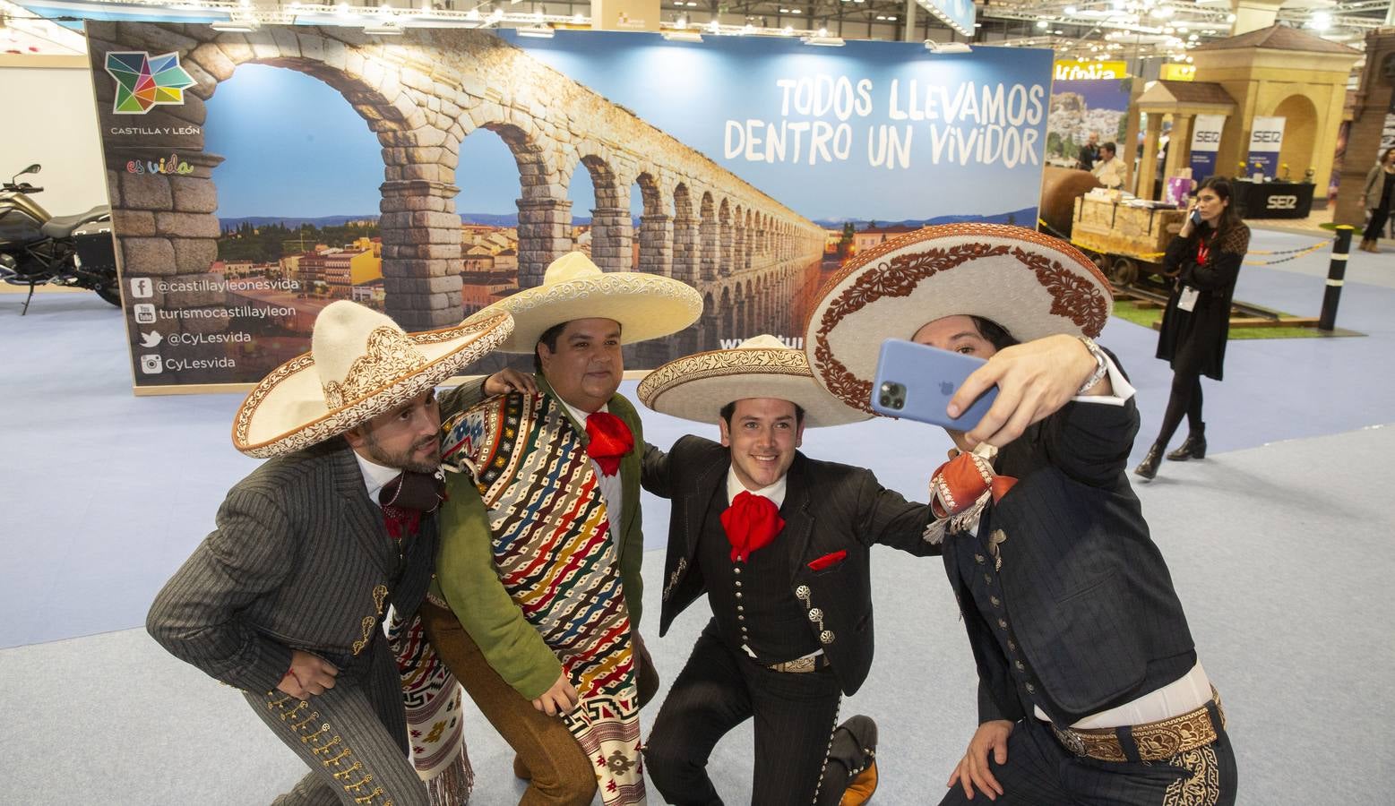 La comunidad apuesta por el deporte, la cultura y la gastronomía en la segunda jornada de la feria