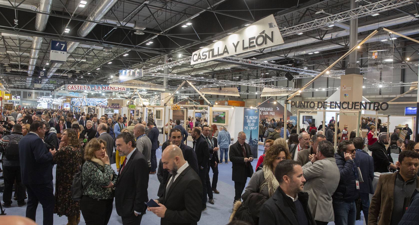 La comunidad apuesta por el deporte, la cultura y la gastronomía en la segunda jornada de la feria